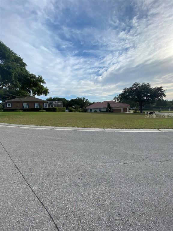 Hanover Ln., Lakeland, FL 33813