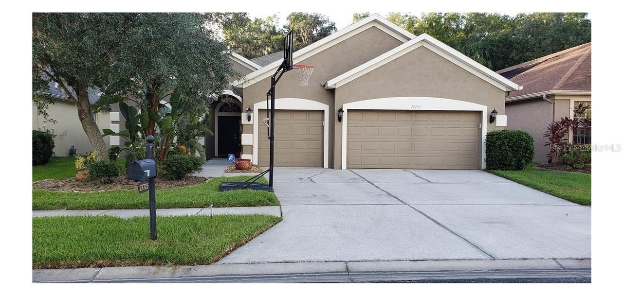 27725 Kirkwood Cir., Zephyrhills, FL 33544