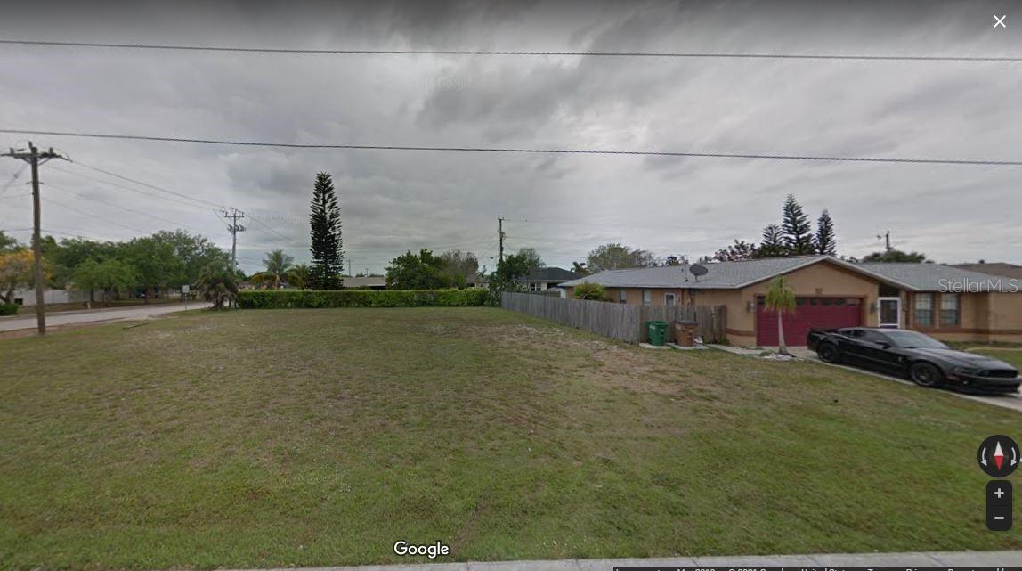 102 Nicholas Pkwy., Cape Coral, FL 33991