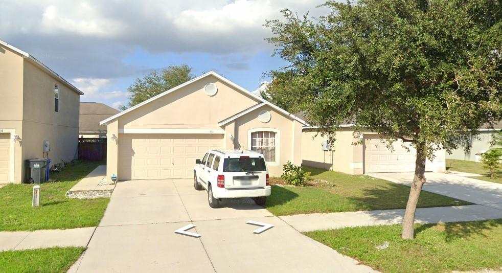 936 Brenton Leaf Dr., Ruskin, FL 33570