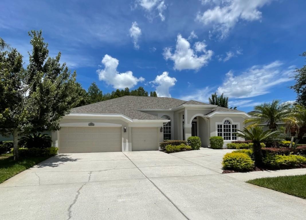 18903 Chaville Rd., Lutz, FL 33558