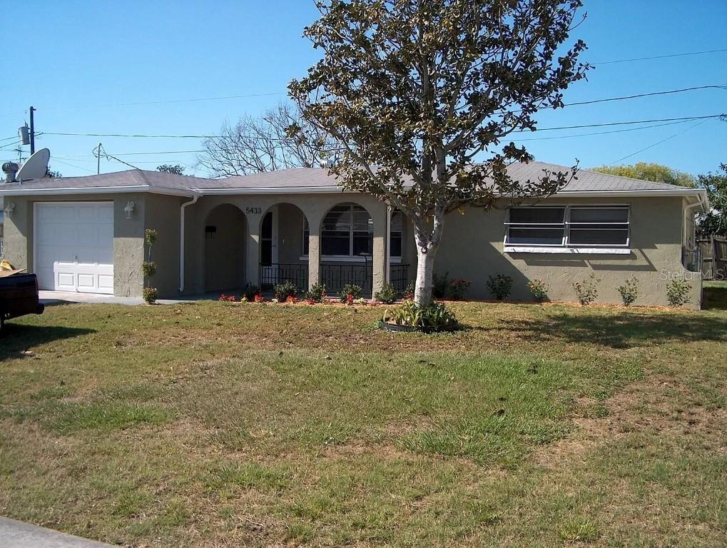 5433 Seafoam Dr., New Port Richey, FL 34652
