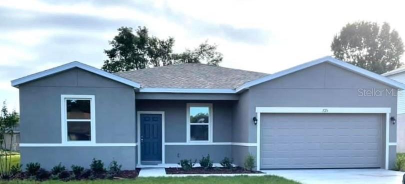 725 Del Prado Dr., Kissimmee, FL 34758
