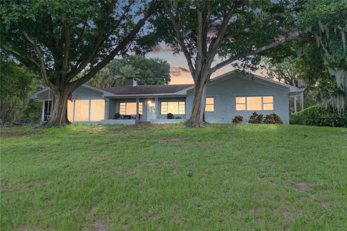 12944 Lakeshore Dr., Clermont, FL 34711