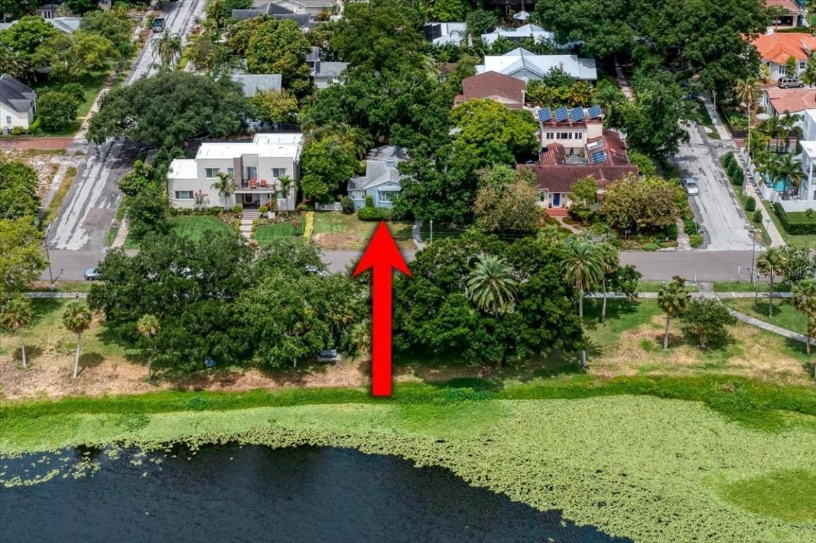 1816 Crescent Lake Dr., St Petersburg, FL 33704