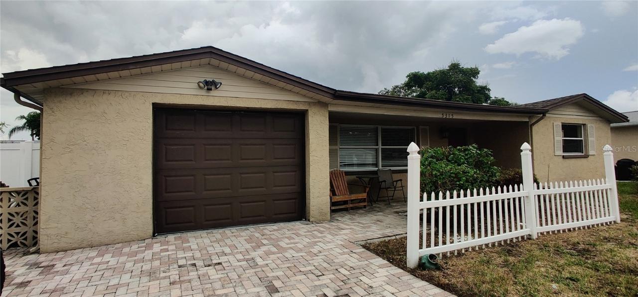 5315 Sparrow Dr., Holiday, FL 34690