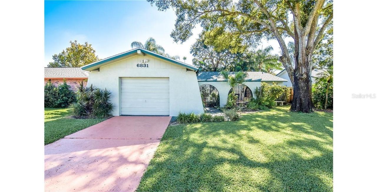 6831 Sandwater Tr., Pinellas Park, FL 33781