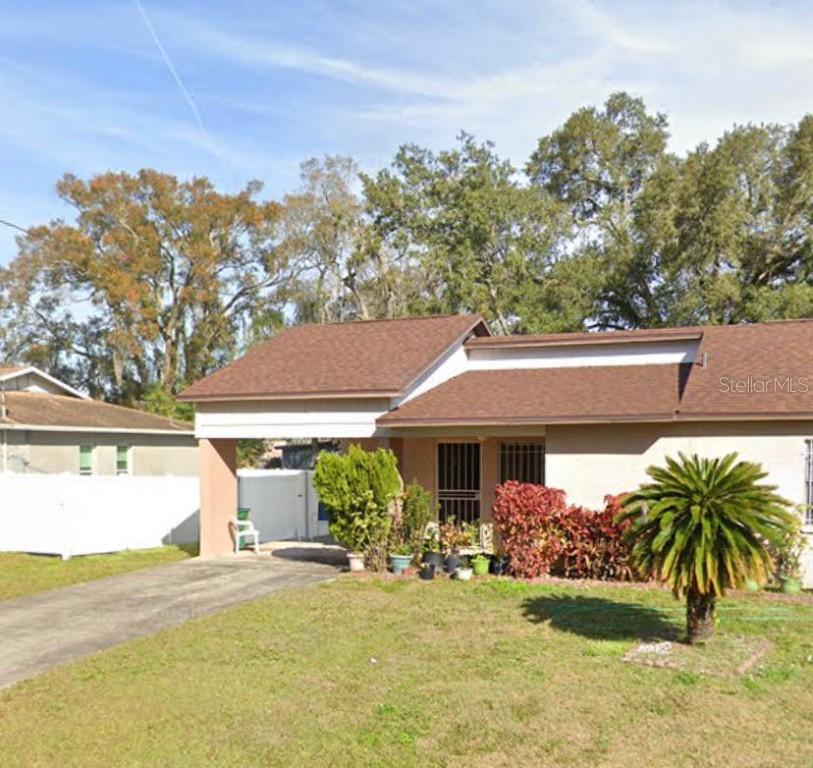 2105 W Paris St., Tampa, FL 33604