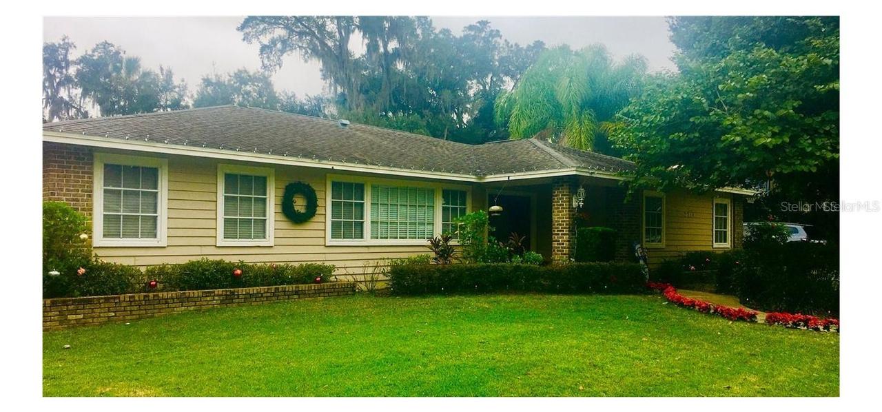 2210 Arbor Oaks Dr., Valrico, FL 33594