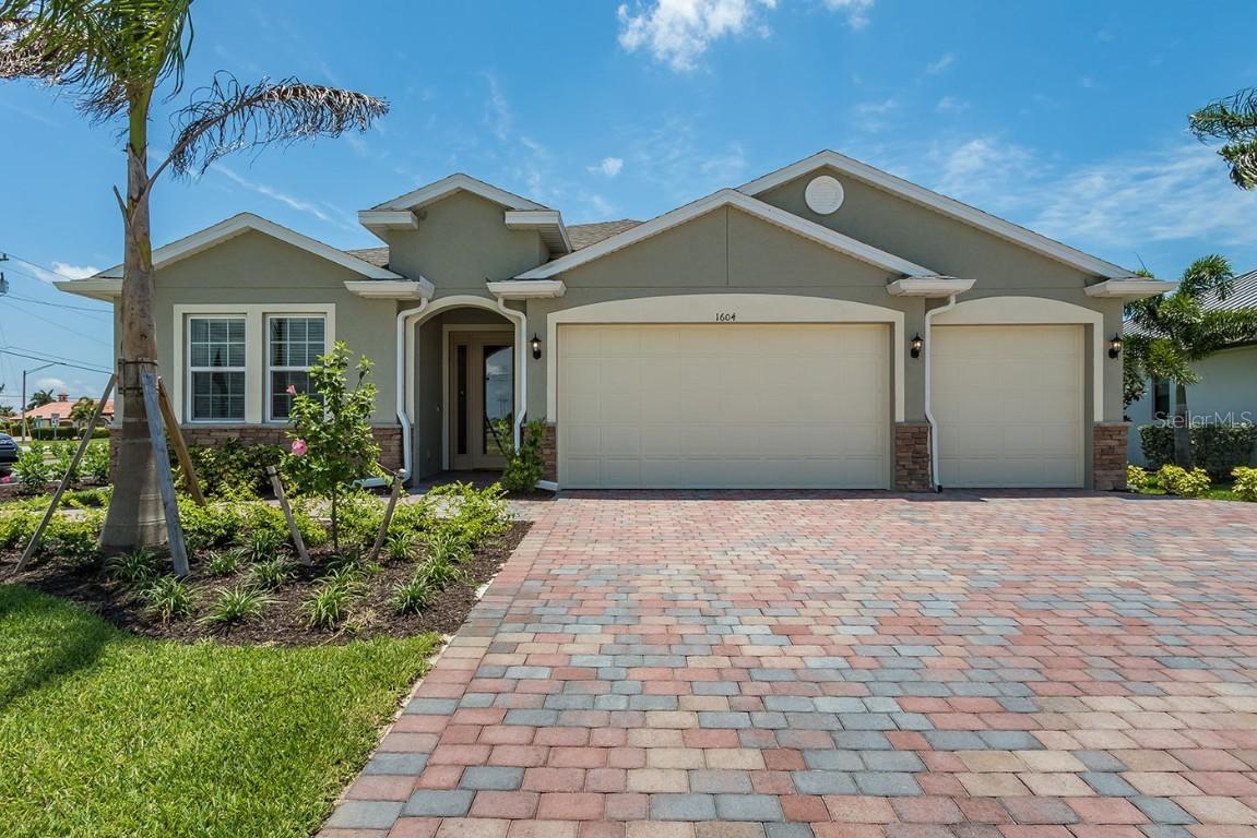 3303 SW 27 Pl., Cape Coral, FL 33914