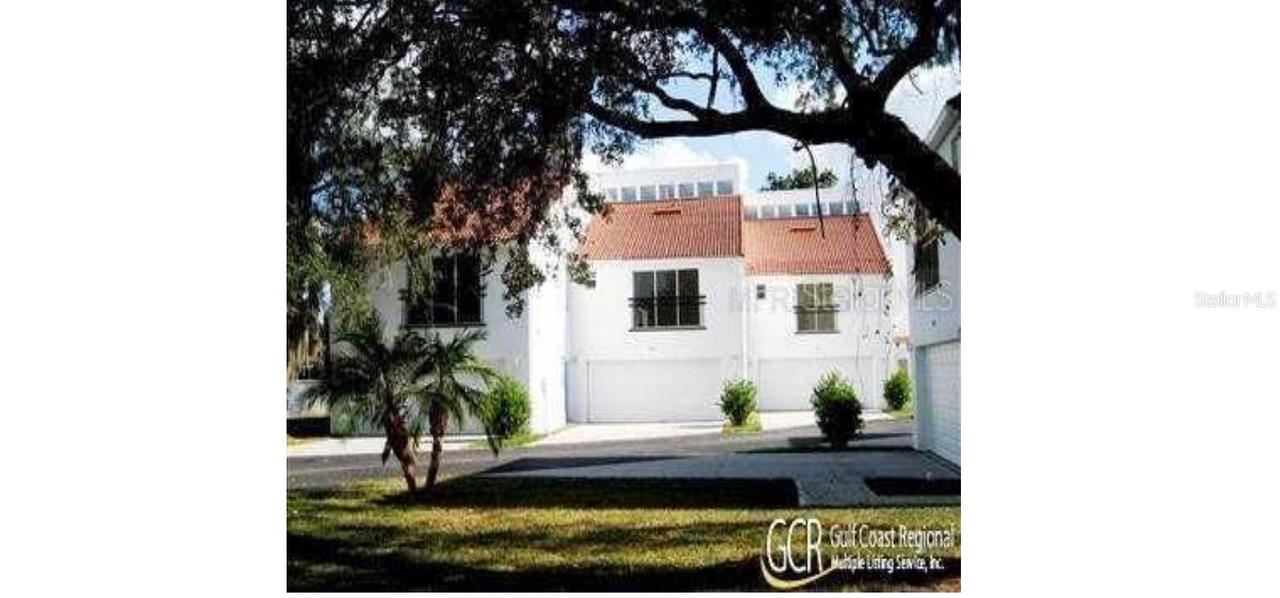 9509 Citrus Glen Pl. #11, Tampa, FL 33618