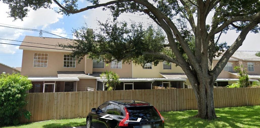 1590 Chateaux De Ville Ct., Clearwater, FL 33764