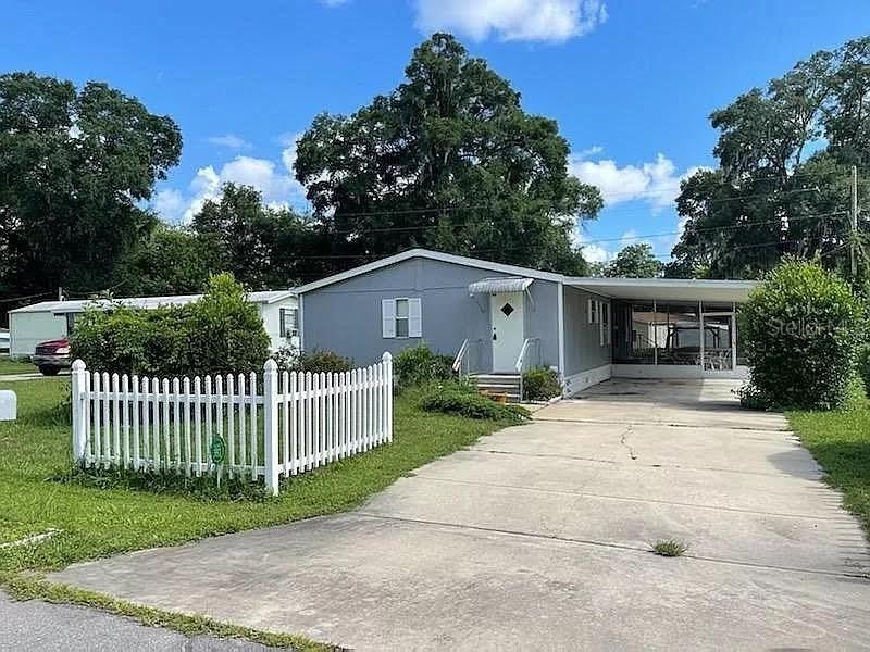 1212 NW 43rd Ln., Ocala, FL 34475