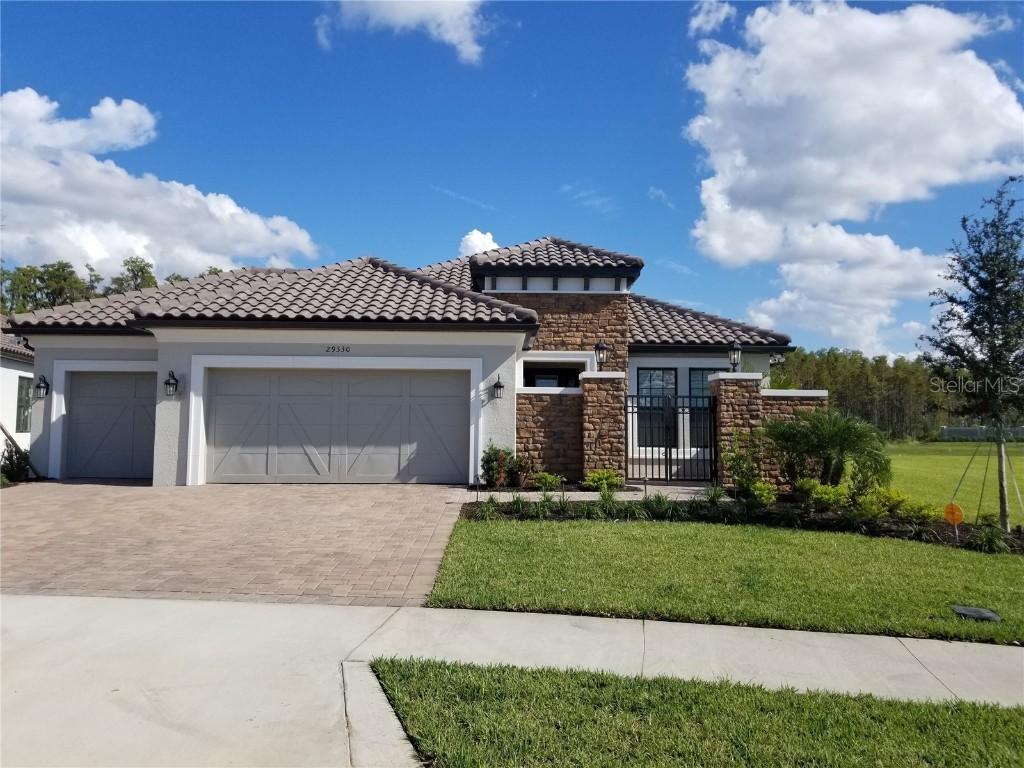29330 Ginnetto Dr., Wesley Chapel, FL 33543