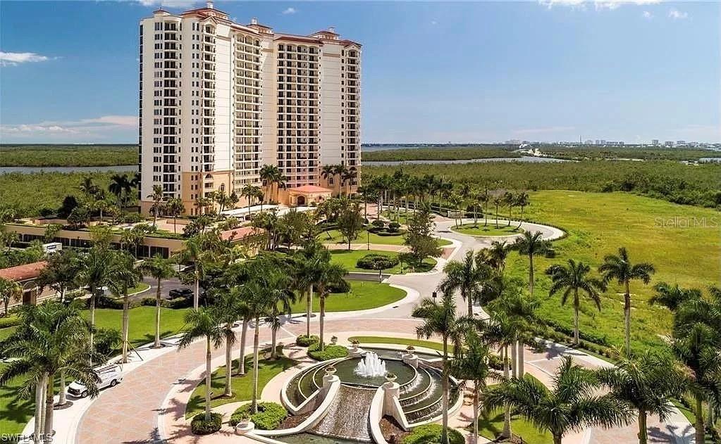 1050 Borghese Ln. #1901, Naples, FL 34114