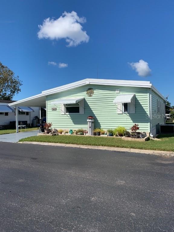 2027 Waterview Dr., Holiday, FL 34691