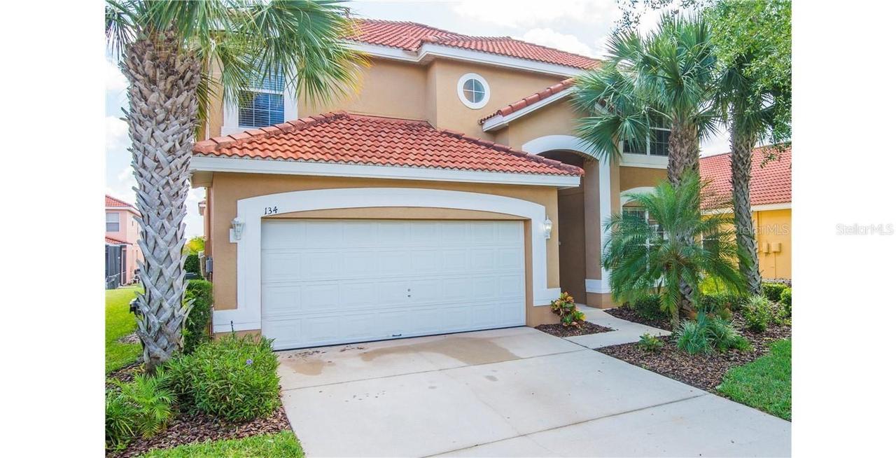 134 Sevilla Ave., Davenport, FL 33897