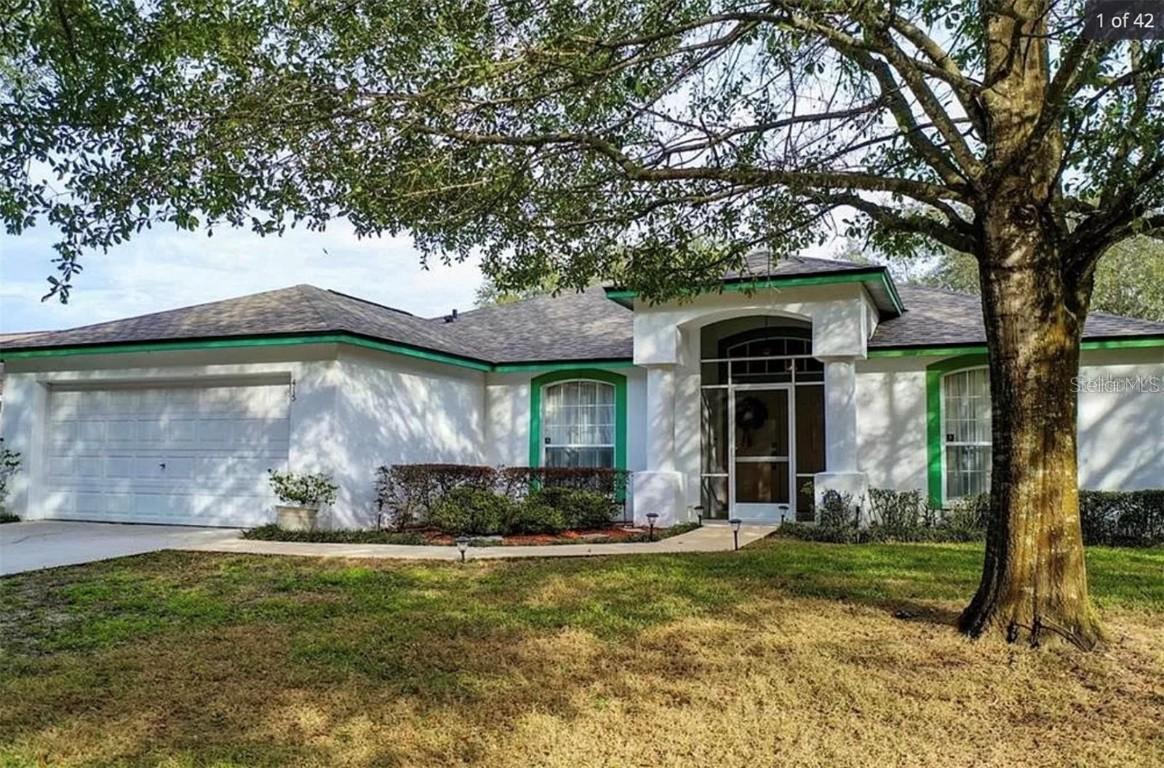 415 Carriage Crossing Cir., Brandon, FL 33510