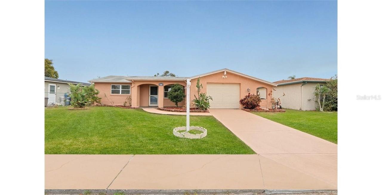 3300 Supreme Dr., Holiday, FL 34691