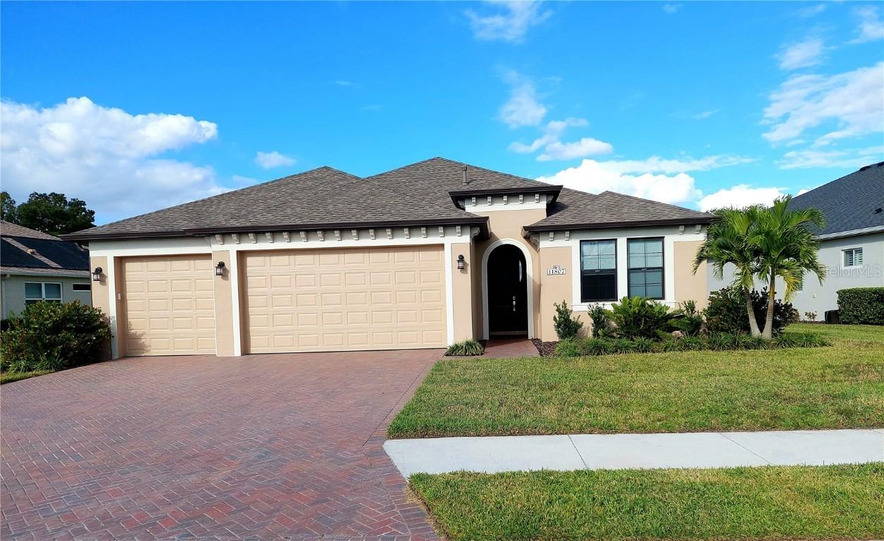 11807 Goldenrod Ave., Bradenton, FL 34212