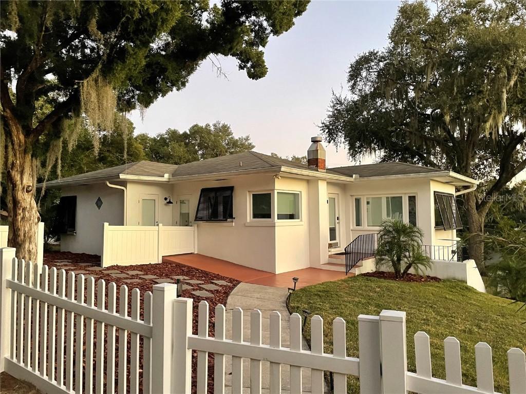 1601 Penzance Rd., Clermont, FL 34711