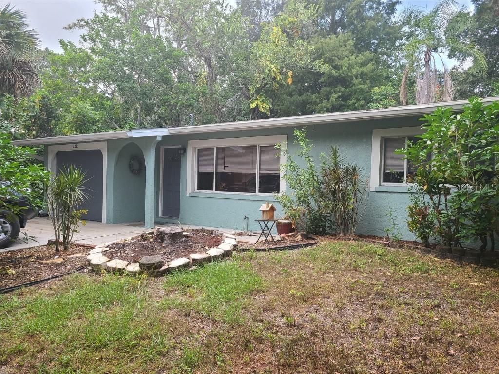 2212 Vinson Ave., Sarasota, FL 34232