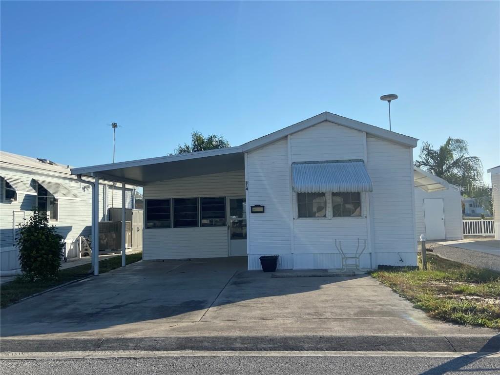 814 Center Crest Blvd., Davenport, FL 33837