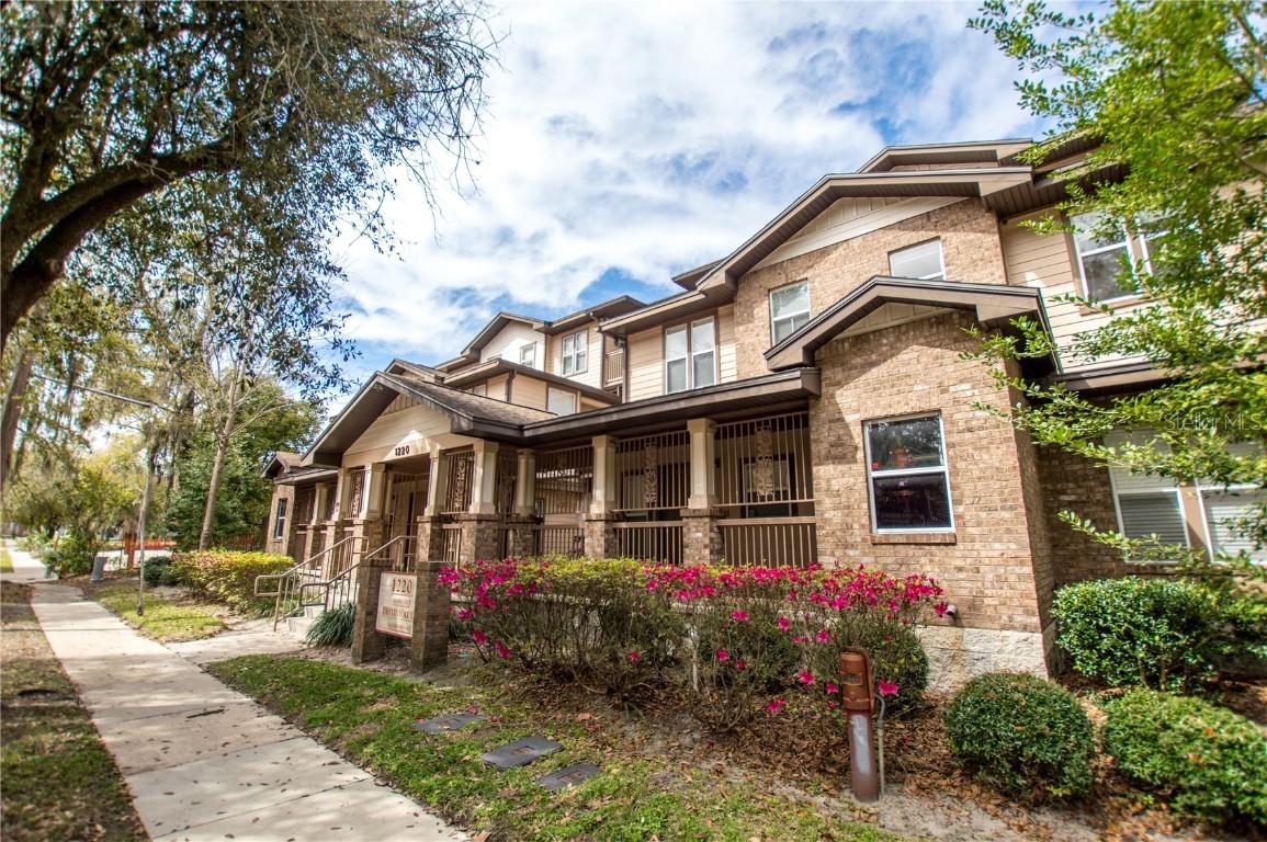 1220 SW 1st Ave. #208, Gainesville, FL 32601