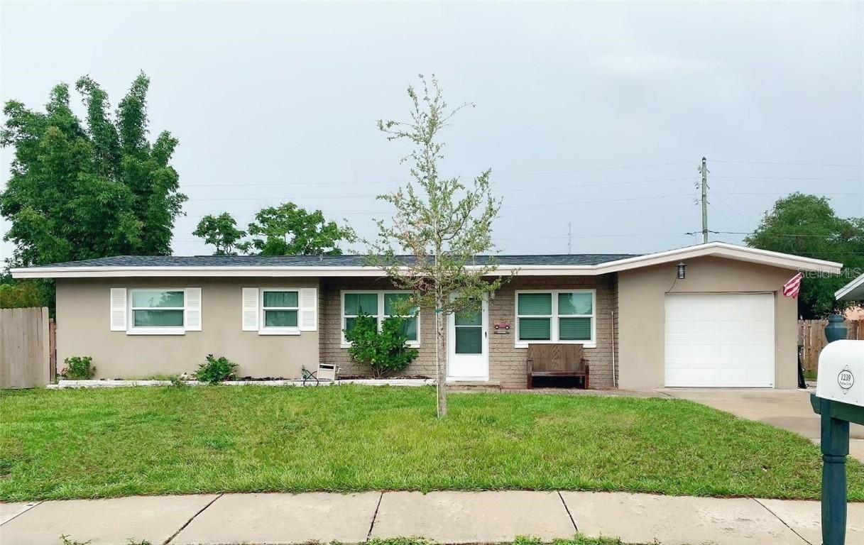1239 Regina Dr., Largo, FL 33770