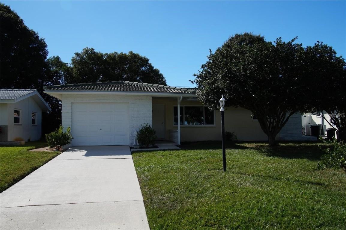 2350 Tudor Ln., Clearwater, FL 33763
