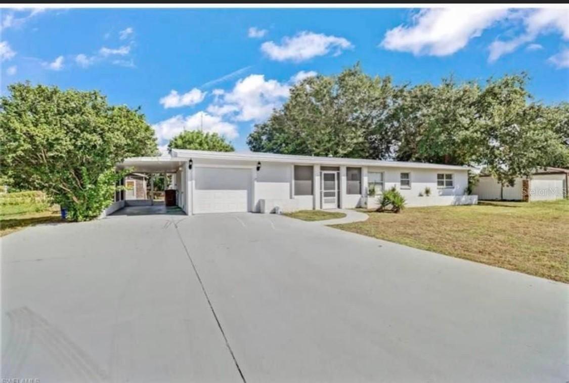 212 Jefferson Dr., Lehigh Acres, FL 33936