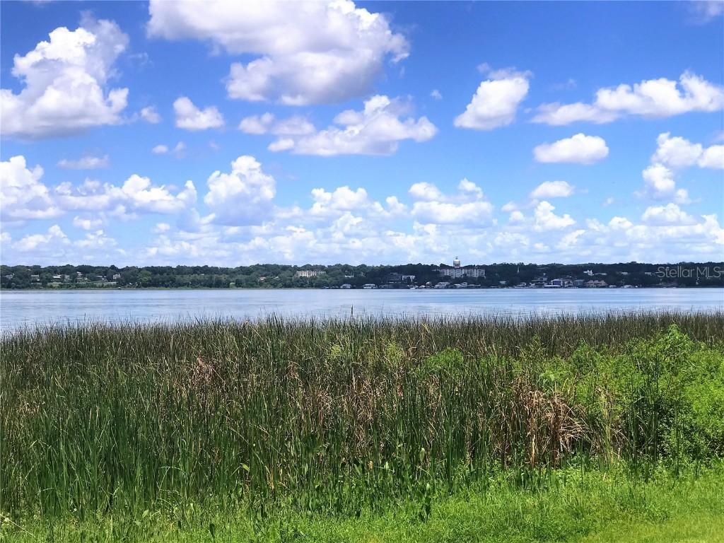Island Club Dr., Tavares, FL 32778