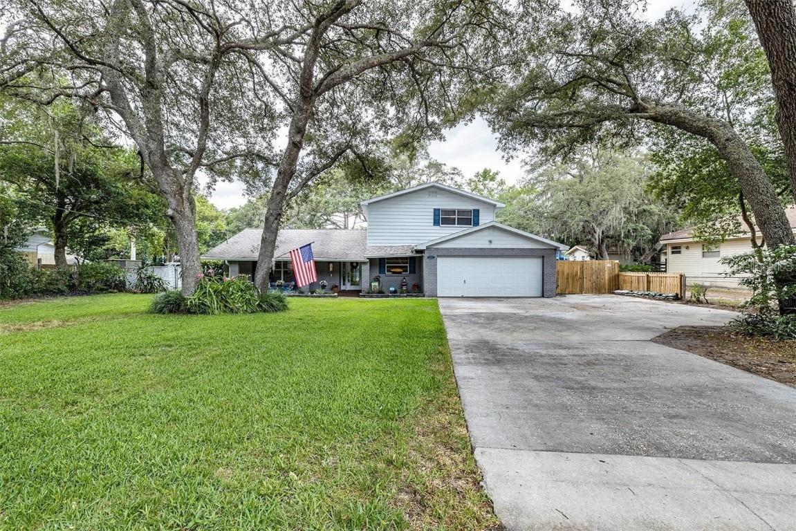 11808 N 51st St., Temple Terrace, FL 33617