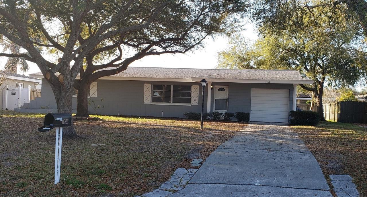 11720 80th Ave., Seminole, FL 33772