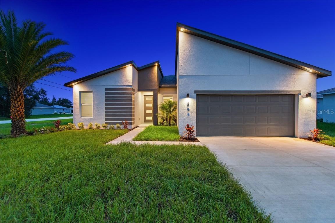 725 Harland Ct., Kissimmee, FL 34758