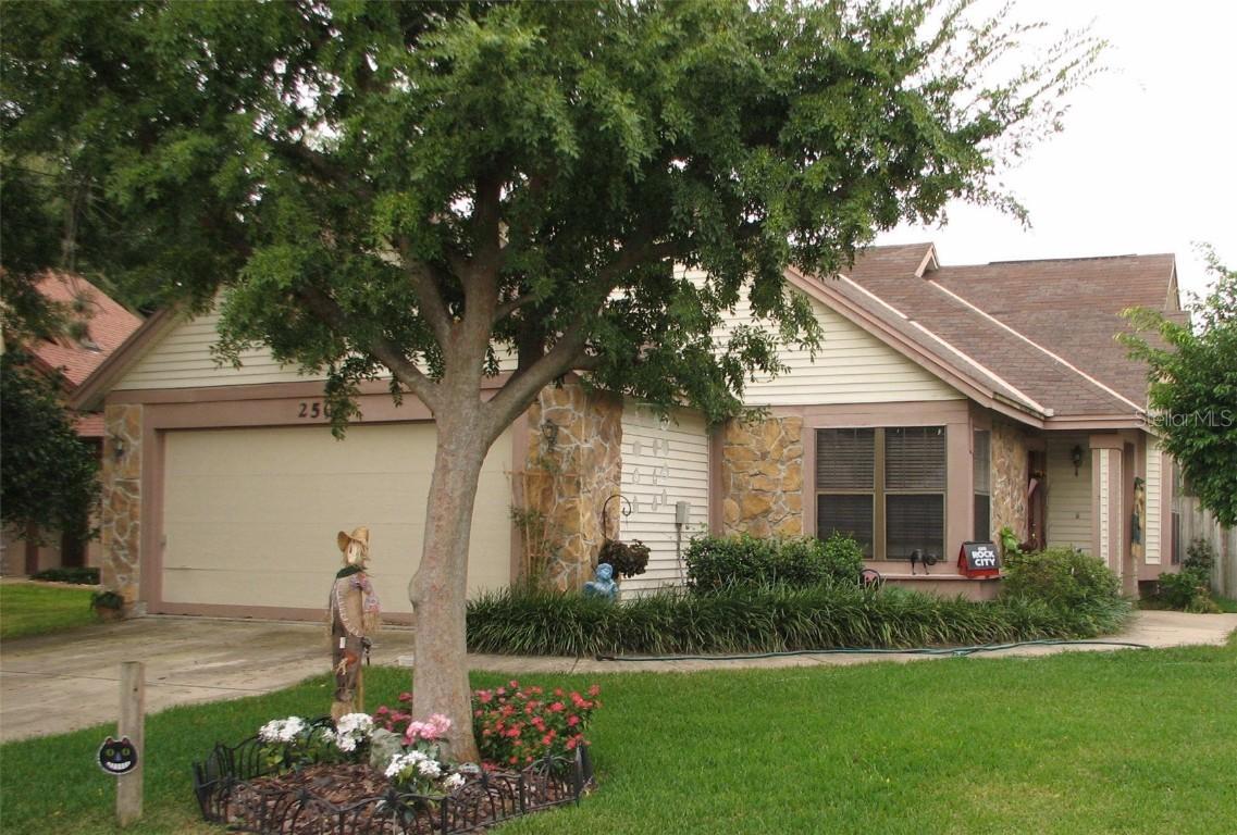 2504 Waymeyer Dr., Orlando, FL 32812