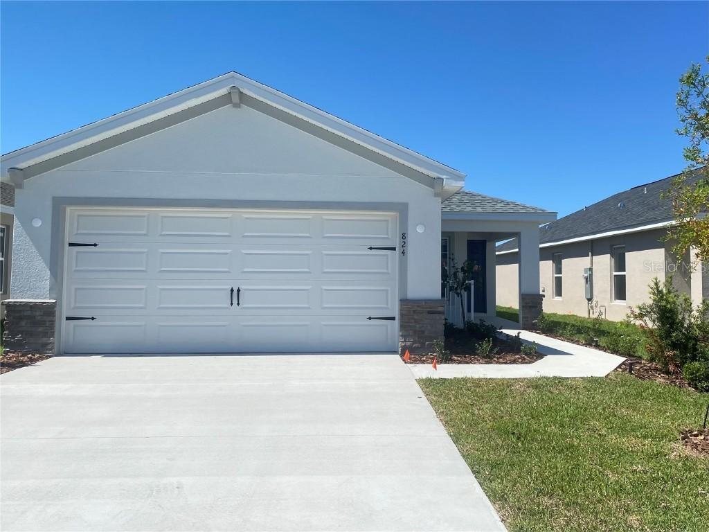 824 Sydney St., Davenport, FL 33837