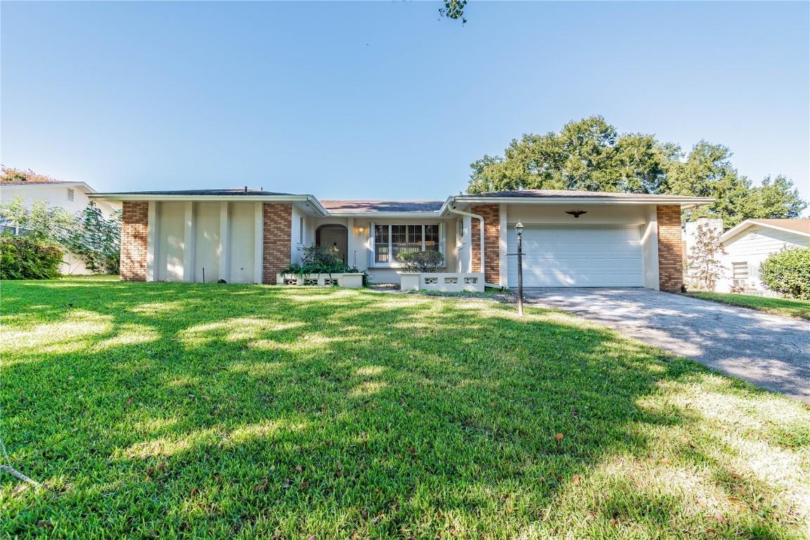 614 Rodney Dr., Altamonte Springs, FL 32701