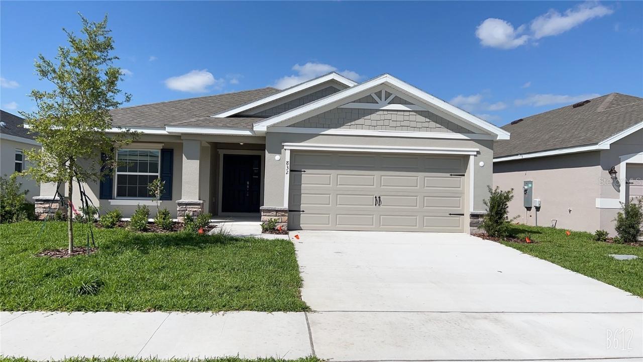 832 Sydney St., Davenport, FL 33837