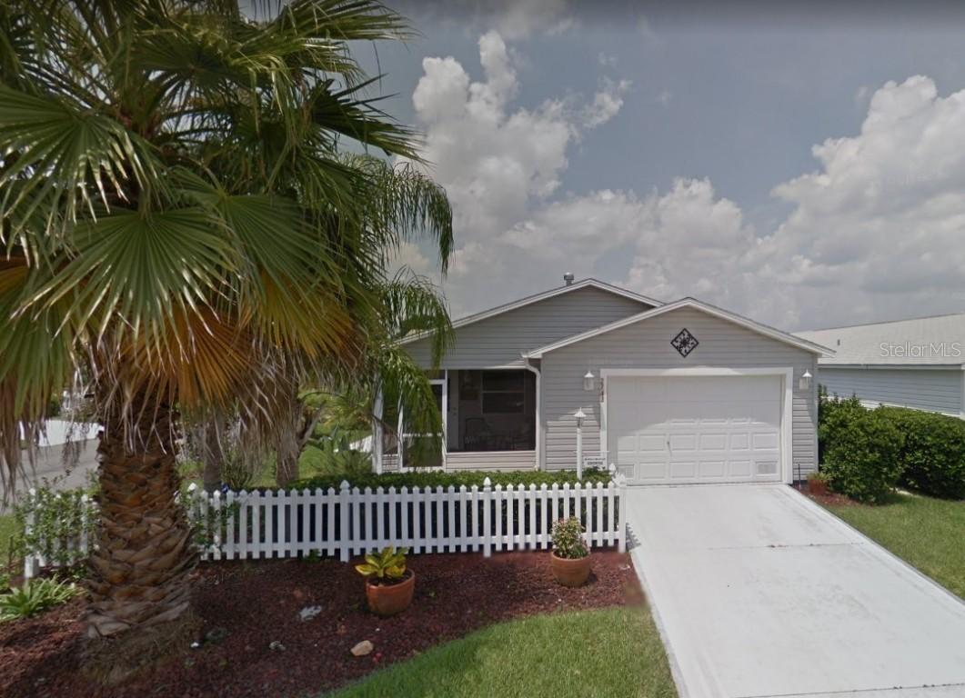 2743 Collington Dr., The Villages, FL 32162