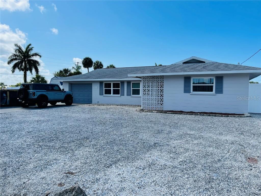 9204 Kingston Rd., Bradenton, FL 34210