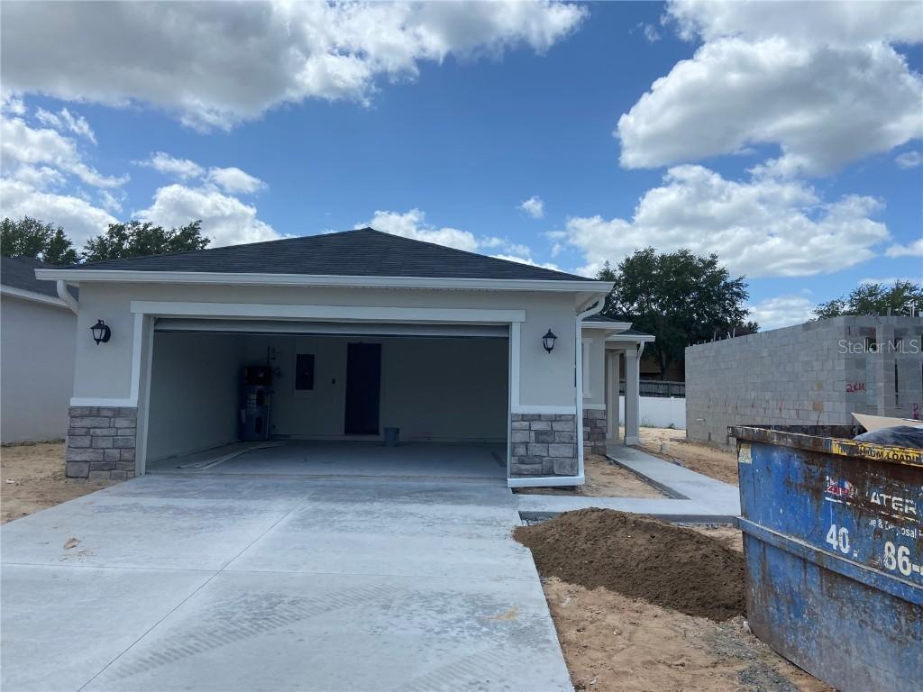 1084 Papaya Cir., Davenport, FL 33897