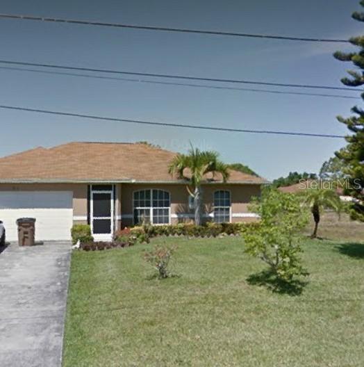 813 Albert Ave., Lehigh Acres, FL 33971