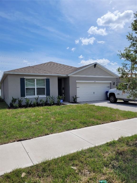 2833 Palatino Ln., Tavares, FL 32778
