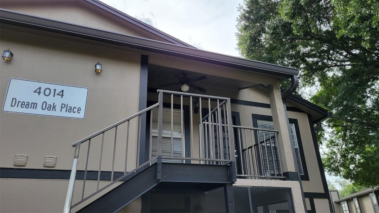4014 Dream Oak Pl. #201, Tampa, FL 33613