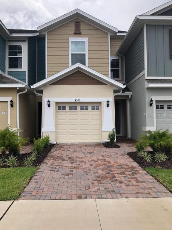 4363 Paraglider Pl, Wesley Chapel, FL 33545