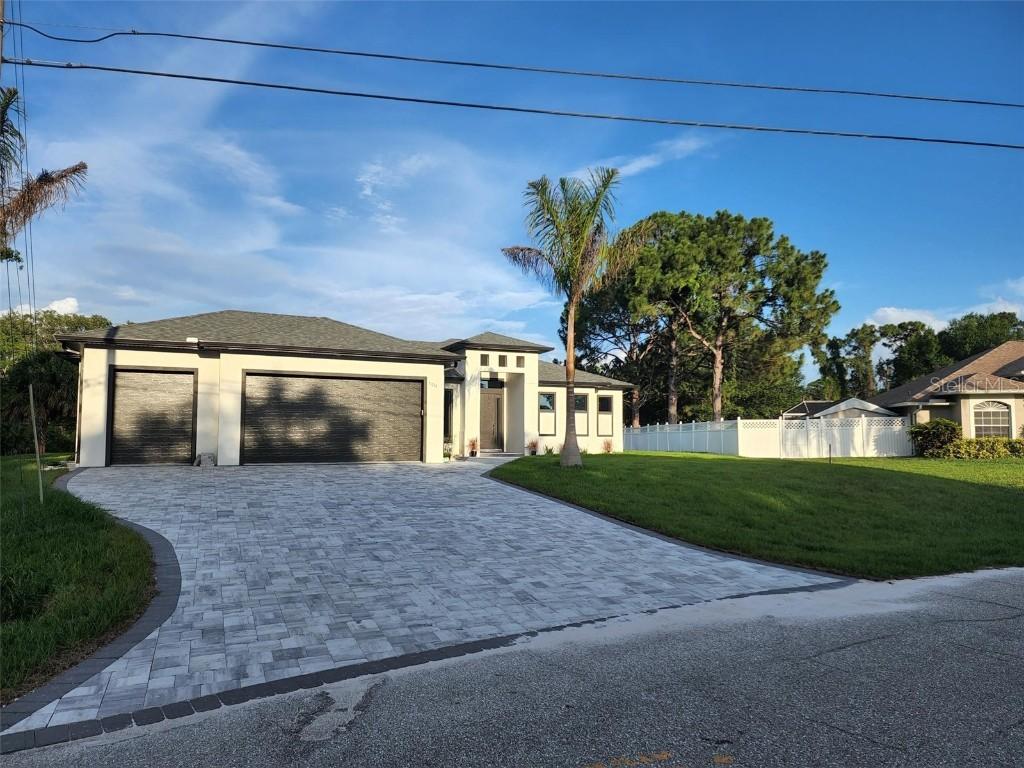 11339 Seabreeze Ave., Port Charlotte, FL 33981