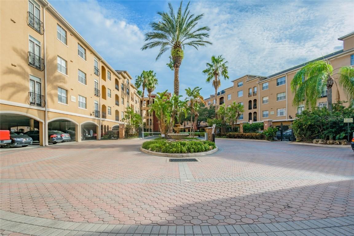 501 Knights Run Ave. #1129, Tampa, FL 33602