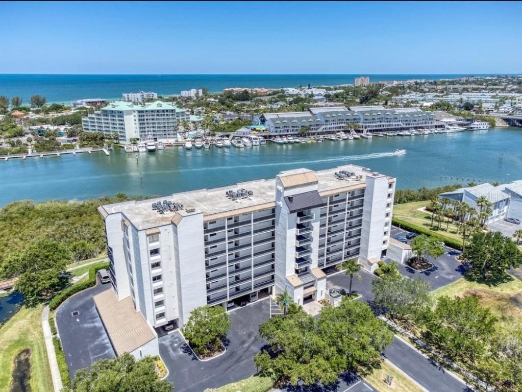 11730 Shipwatch Dr. #208, Largo, FL 33774
