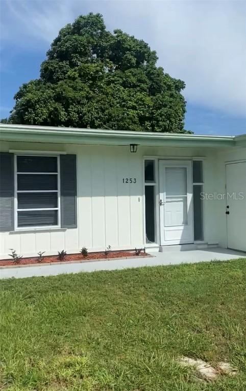 1253 Somerset St., Port Charlotte, FL 33952